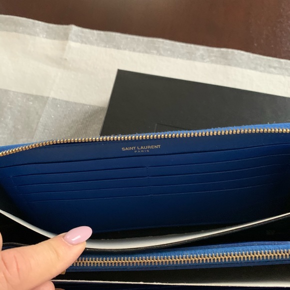 Saint Laurent Travel Size Wallet - Picture 5 of 8